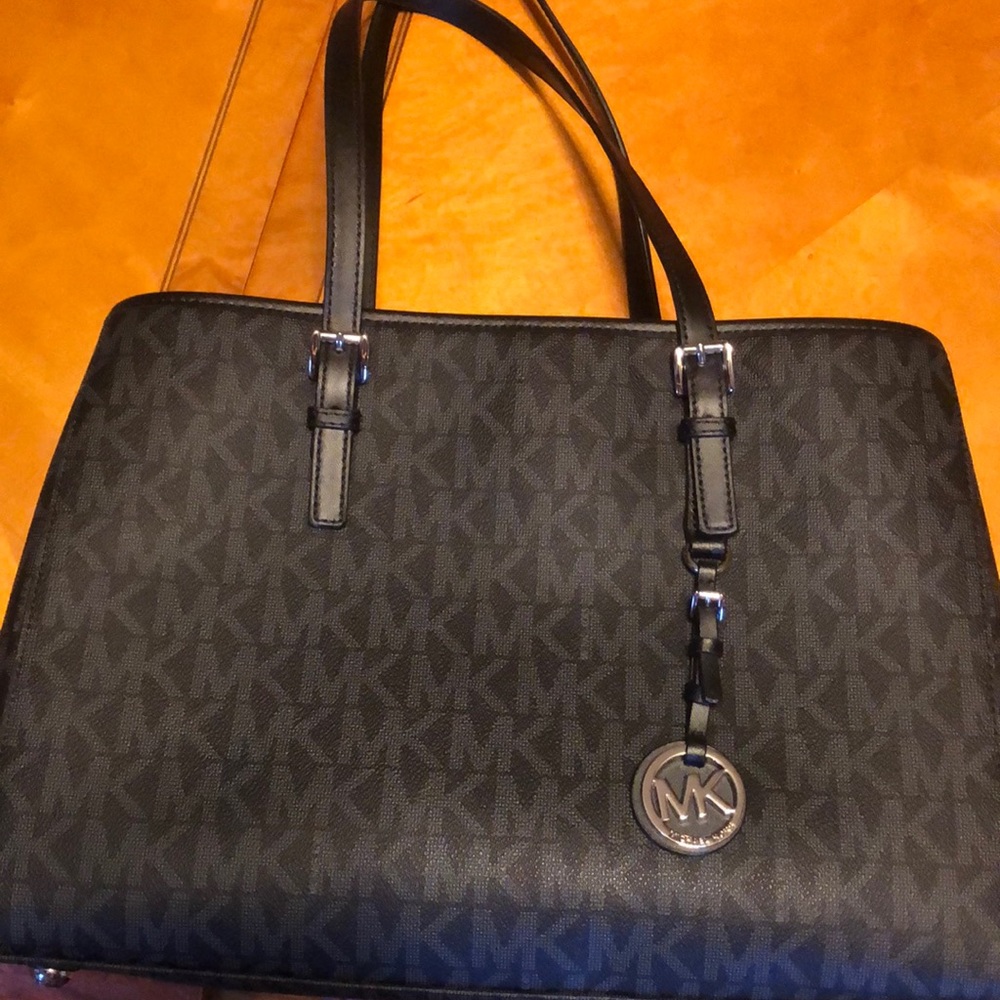 MK purse